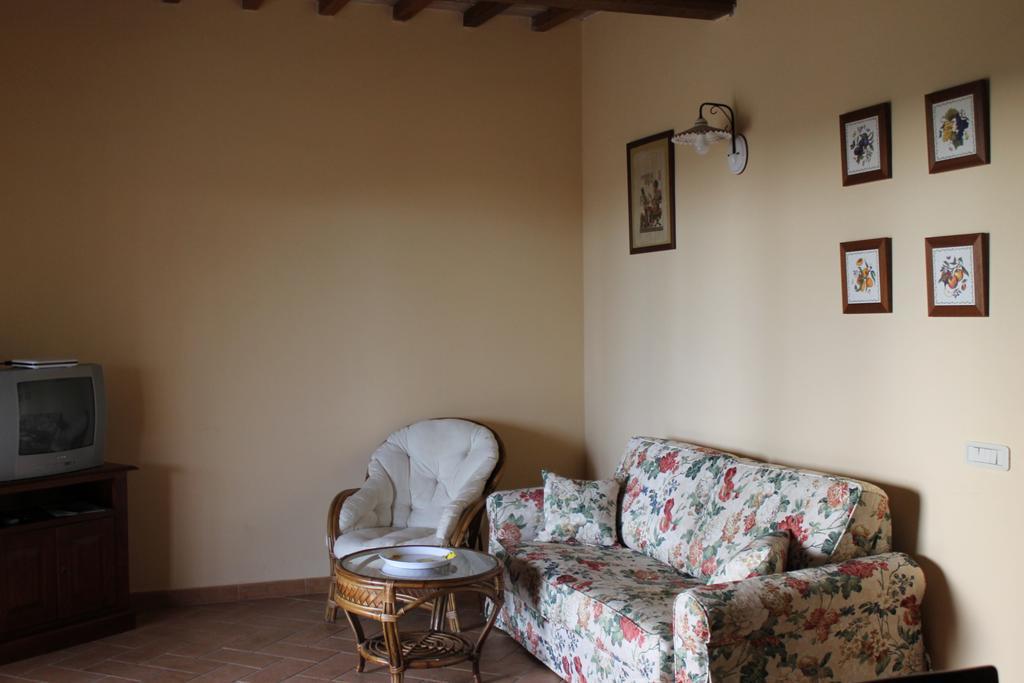 Agriturismo Colle D' Oro Pescia Romana Oda fotoğraf