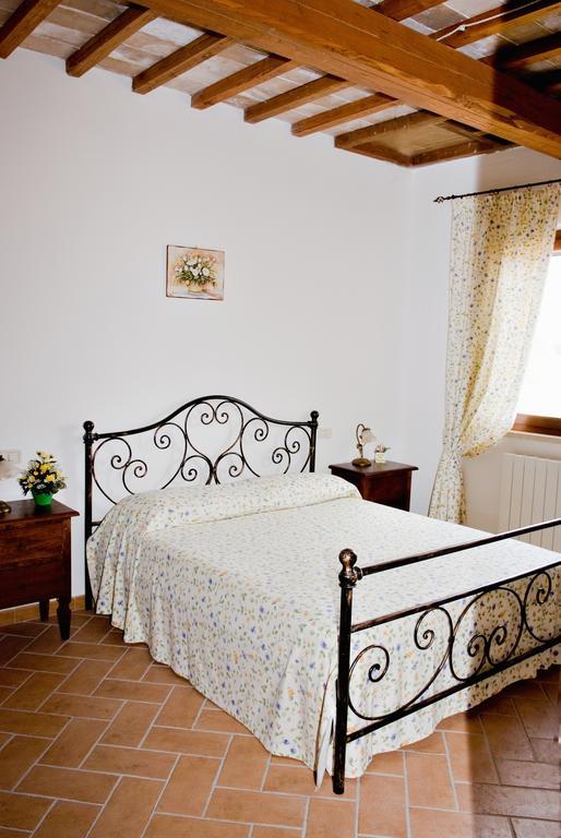 Agriturismo Colle D' Oro Pescia Romana Oda fotoğraf