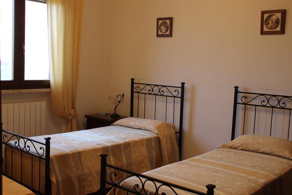 Agriturismo Colle D' Oro Pescia Romana Oda fotoğraf